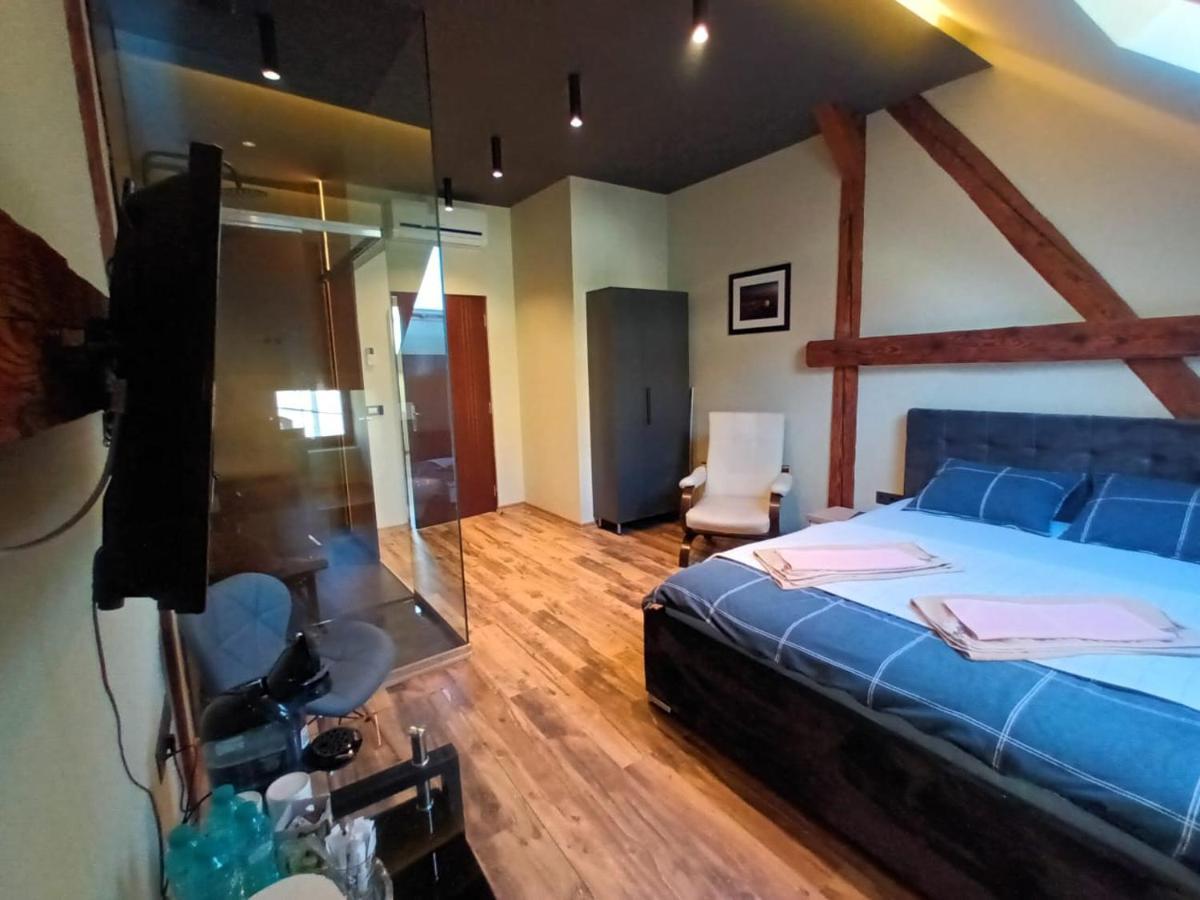 Mediaş Apartament Eminescu 1 מראה חיצוני תמונה